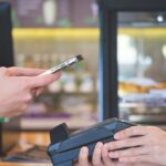 making mobile payment with smartphone
