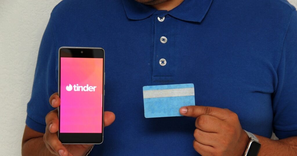 how to pay for tinder discreetly