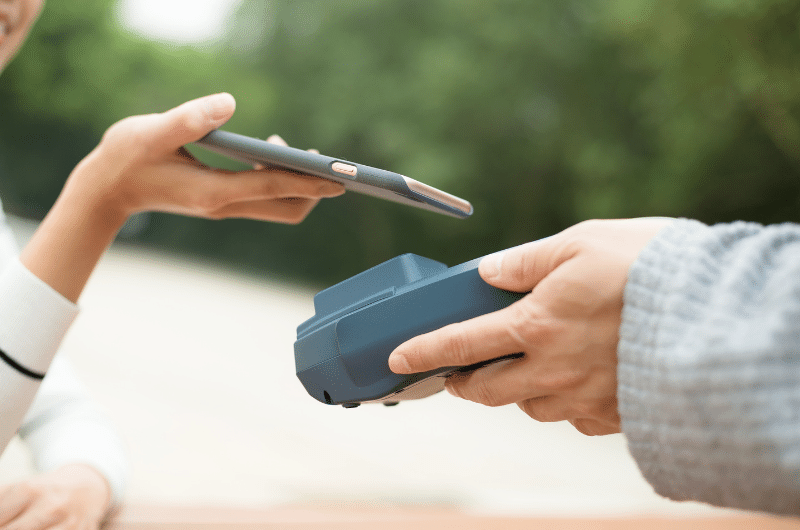 contactless smartphone payment