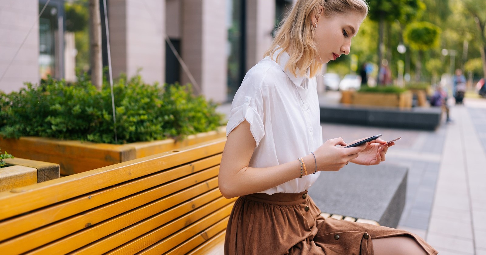 using mobile payment app