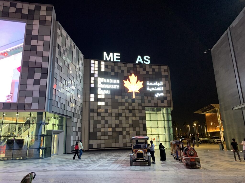 dubai canadian university