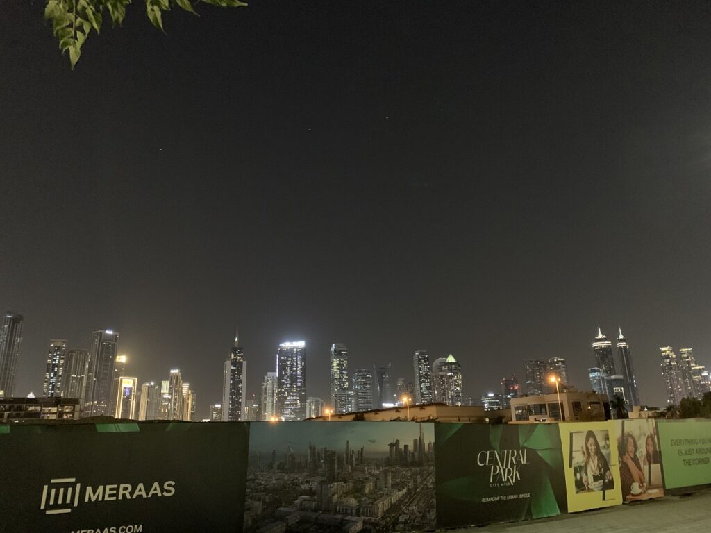 dubai downtown view from the city walk